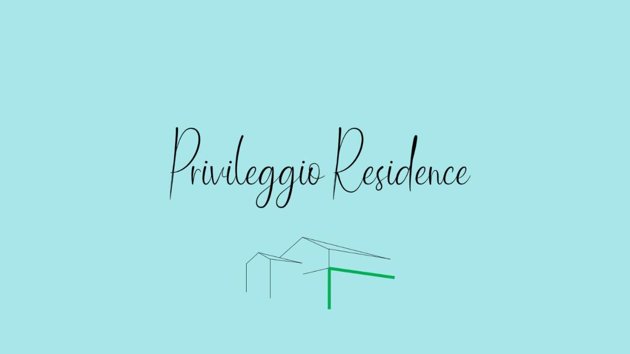 Privileggio Residence Ровінь Екстер'єр фото